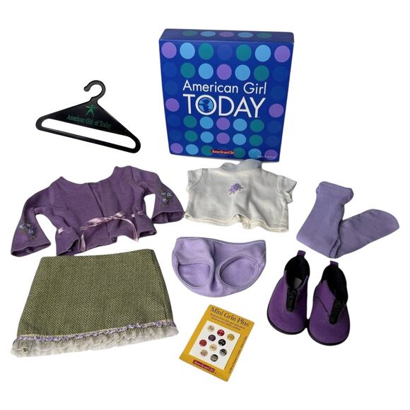 American Girl Today GO ANYWHERE OUTFIT Skirt Top Sweater Shoes Tights Panty BOX - Picture 7 of 13